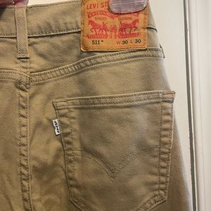 Levi 511 khaki
